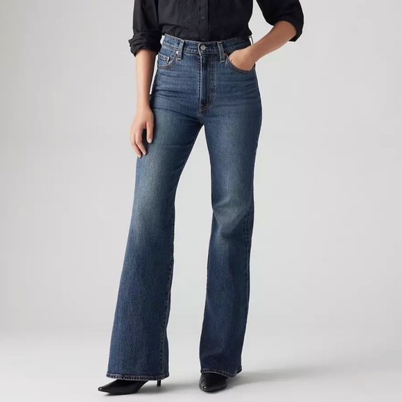 Levi's Dark Blue Ribcage Bell Women's Jeans Size 32 - Picture 2 of 16